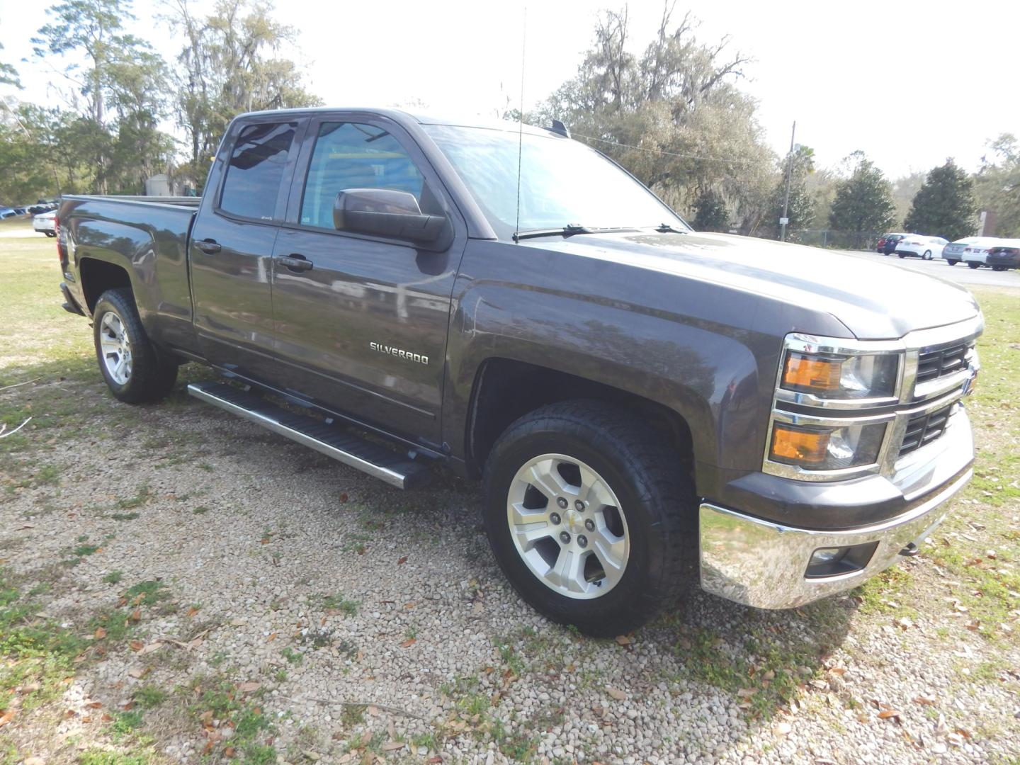 2015 Charcoal Chevrolet Silverado 1500 LT-Z71 (1GCRCREC4FZ) with an 5.3L engine, Automatic transmission, located at 3120 W Tennessee St, Tallahassee, FL, 32304-1002, (850) 575-6702, 30.458841, -84.349648 - Photo#1